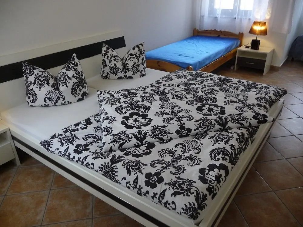 Otel Appartements Rehn Dresden